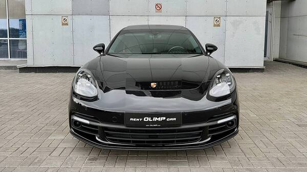 Porsche Panamera 4S
